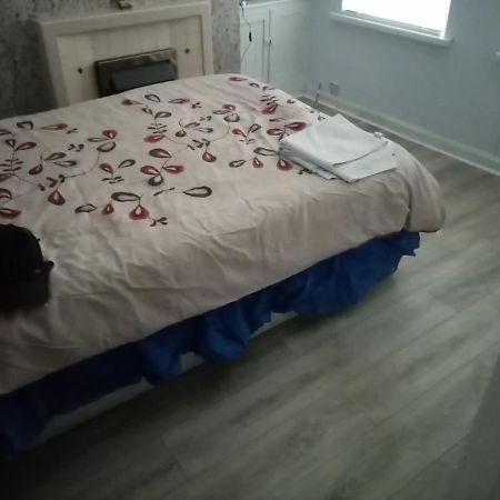 East Belfast Rooms Available Long Or Short Term Accommodation Exterior photo