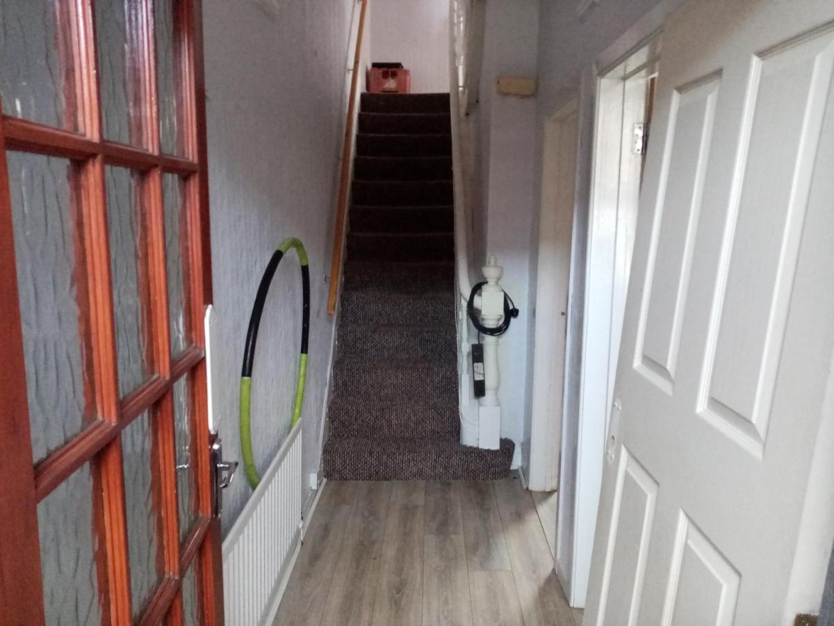 East Belfast Rooms Available Long Or Short Term Accommodation Exterior photo