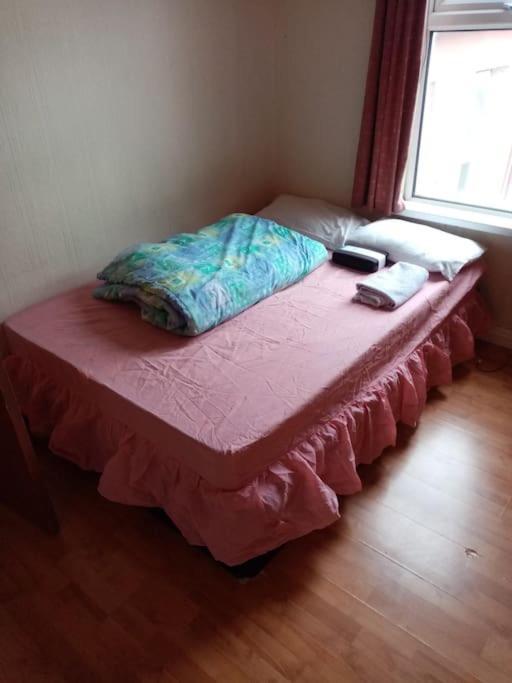 East Belfast Rooms Available Long Or Short Term Accommodation Exterior photo